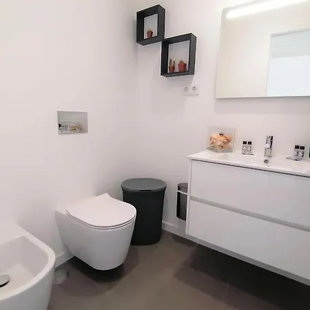 Apartment 2 Bedrooms , Centre Of Alvor, Open View And Private Parking Exterior photo
